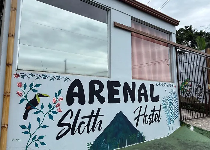Arenal SlothHostel